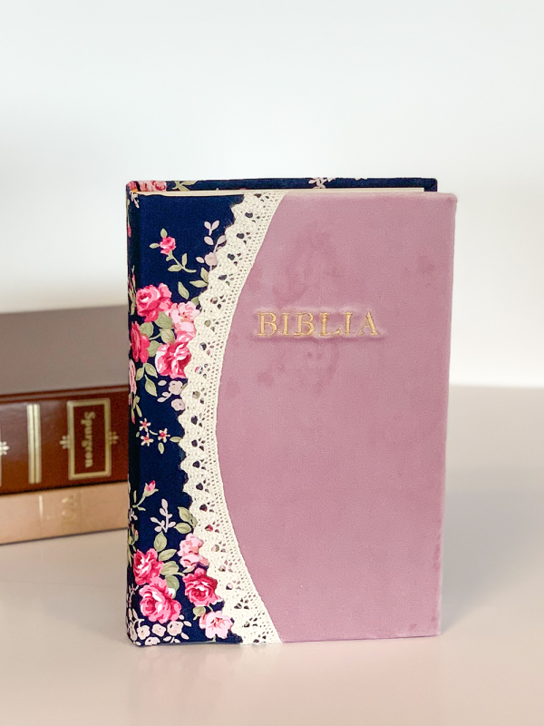 img_6215-2_2_1 Biblie handmade 053 - floral roz si bleumarin