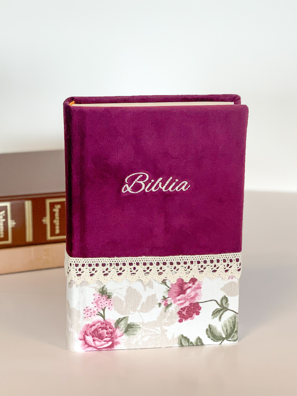 img_6217-2_2 Biblie handmade 053 - floral mov si roz