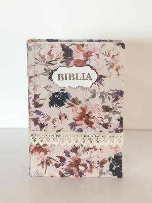 img_6534-2 Biblie handmade 053 - floral crem
